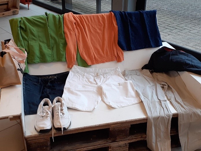 clothes